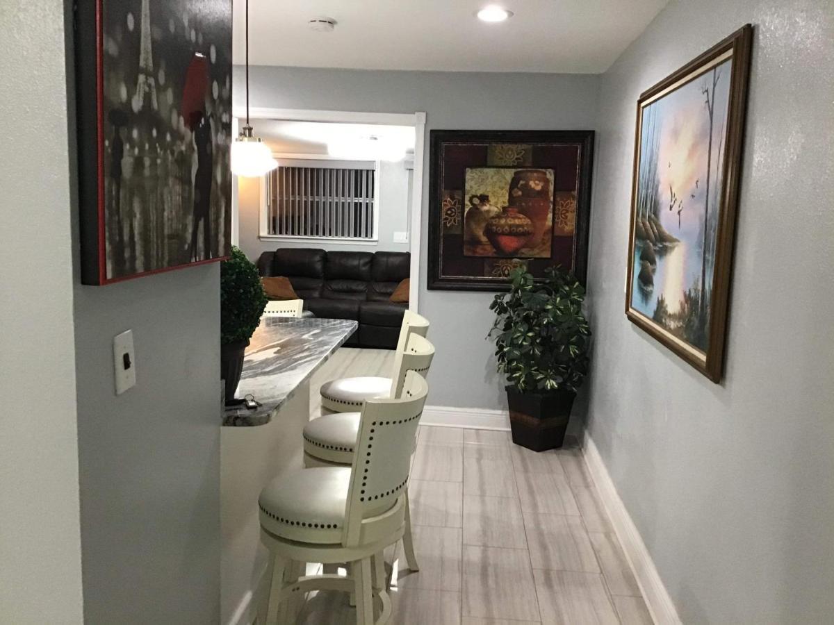 Villa Mary'S Luxury House à Tampa Extérieur photo